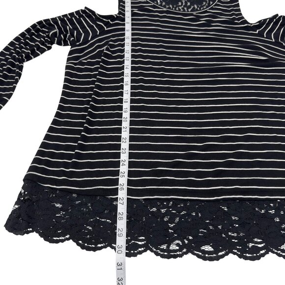 Kaari Blue Womens 2X Cold Shoulder Black Striped Top Lace Hem Long Sleeve - Picture 6 of 11